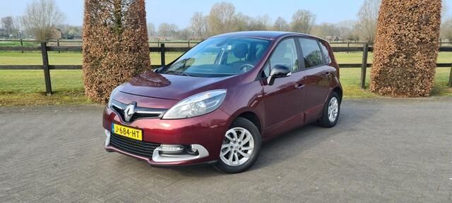 Rood Gebruikt 2015 Renault Scénic III LIMITED MPV | € 8.495 (Eerlijke prijs) - Afbeelding 1/4