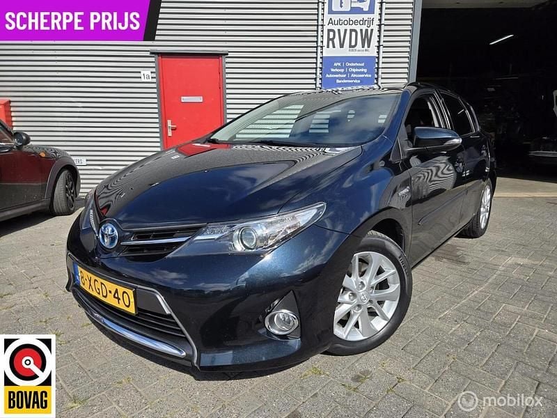 Grijs Gebruikt 2014 Toyota Auris Hybrid Hatchback | € 8.750 (Super prijs) - Afbeelding 1/4
