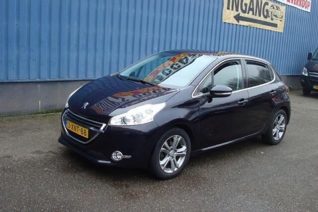 Blauw Gebruikt 2014 Peugeot 208 Allure Hatchback | € 6.450 (Eerlijke prijs) - Afbeelding 1/4