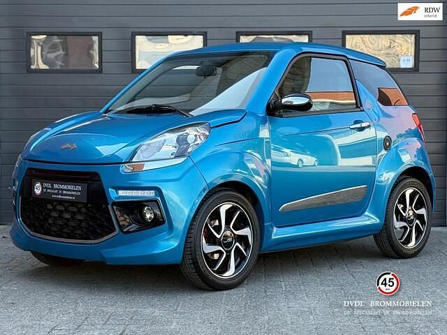 Blauw Gebruikt 2014 Ligier JS50 Hatchback | € 9.950 (Eerlijke prijs) - Afbeelding 1/4