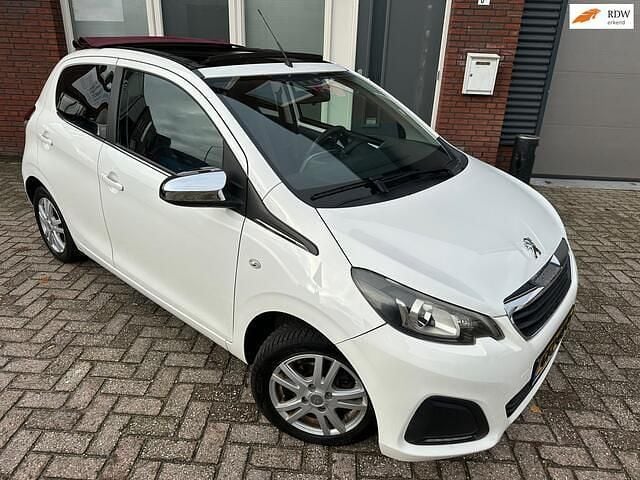 Wit Gebruikt 2015 Peugeot 108 Allure Hatchback | € 5.999 (Goede deal) - Afbeelding 1/4