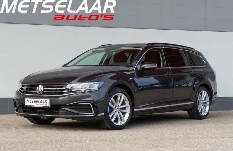 Gebruikt 2020 VW Passat GTE Stationwagen | € 24.945 (Goede deal) - Afbeelding 1/4