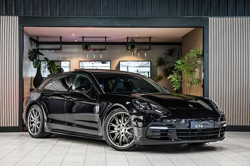 Occasion Porsche Panamera Sport Turismo 461 PK (339 kW) 2020 Zwart Sedan