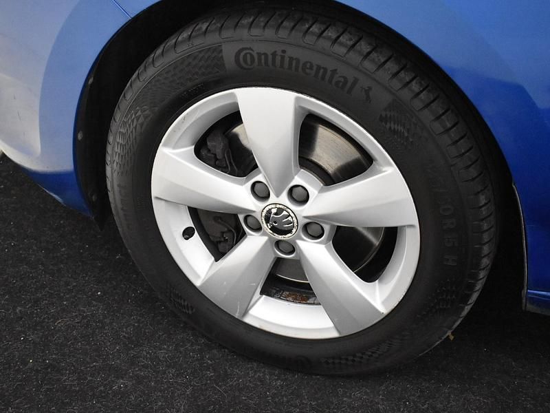 Occasion Skoda Rapid Elegance 2014 Blauw Hatchback