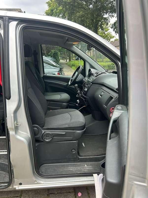 Zilver Gebruikt 2012 Mercedes Vito MPV | € 7.500 - Afbeelding 1/4