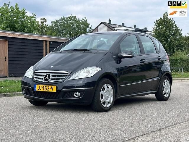 Zwart Gebruikt 2011 Mercedes A160 Avantgarde MPV | € 3.950 (Eerlijke prijs) - Afbeelding 1/4
