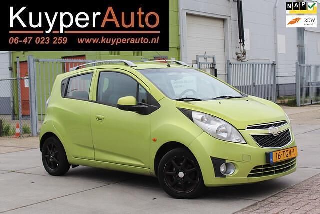 Groen Gebruikt 2012 Chevrolet Spark LS Hatchback | € 2.100 (Eerlijke prijs) - Afbeelding 1/4