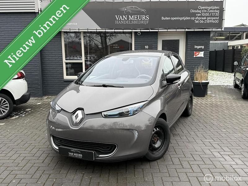 Grijs Occasion 2017 Renault Zoe Bose Edition Hatchback | € 4.950 (Goede deal) - Afbeelding 1/4