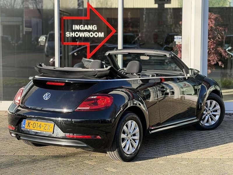 Occasion VW Beetle Trendline 105 PK (77 kW) 2017 Zwart Hatchback
