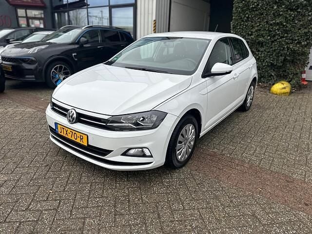 Wit Occasion 2018 VW Polo Comfortline Hatchback | € 15.950 (Goede deal) - Afbeelding 1/4