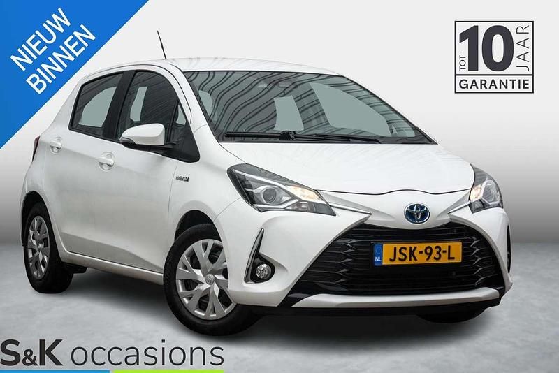 Occasion Toyota Yaris Hybrid 101 PK (74 kW) 2019 Wit Hatchback