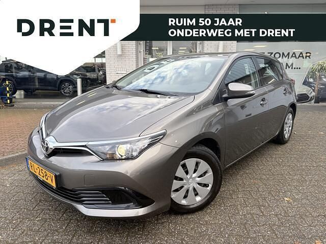 Grijs Occasion 2017 Toyota Auris Hatchback | € 10.900 (Eerlijke prijs) - Afbeelding 1/4