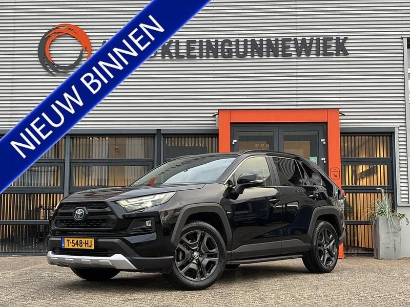Zwart (metallic) Gebruikt 2022 Toyota RAV4 Hybrid SUV | € 37.450 (Super prijs) - Afbeelding 1/4