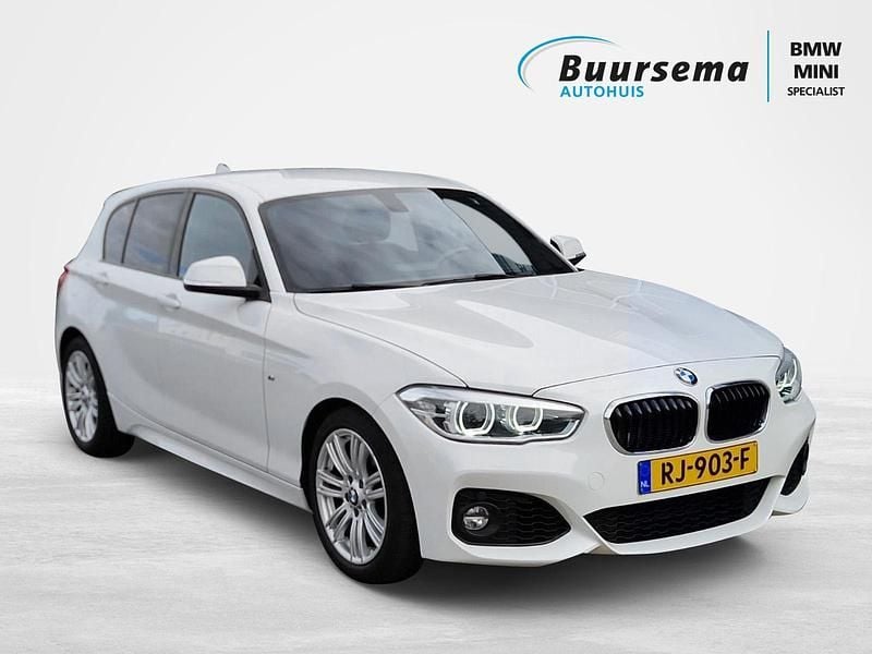 Wit Gebruikt 2017 BMW 118 M Sport Hatchback | € 15.900 (Eerlijke prijs) - Afbeelding 1/4
