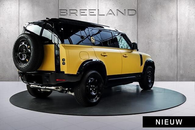 Nieuw Land Rover Defender 299 PK (219 kW) 2026 Geel SUV