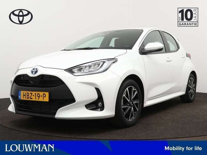 Wit Gebruikt 2024 Toyota Yaris Hatchback | € 23.445 (Goede deal) - Afbeelding 1/3