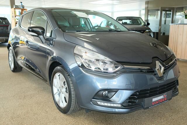 Occasion Renault Clio IV Zen 120 PK (88 kW) 2017 Grijs Hatchback