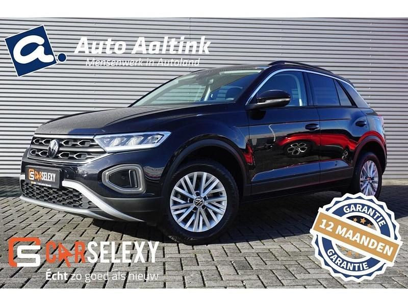 Zwart Gebruikt 2024 VW T-Roc Edition SUV | € 25.880 (Goede deal) - Afbeelding 1/4