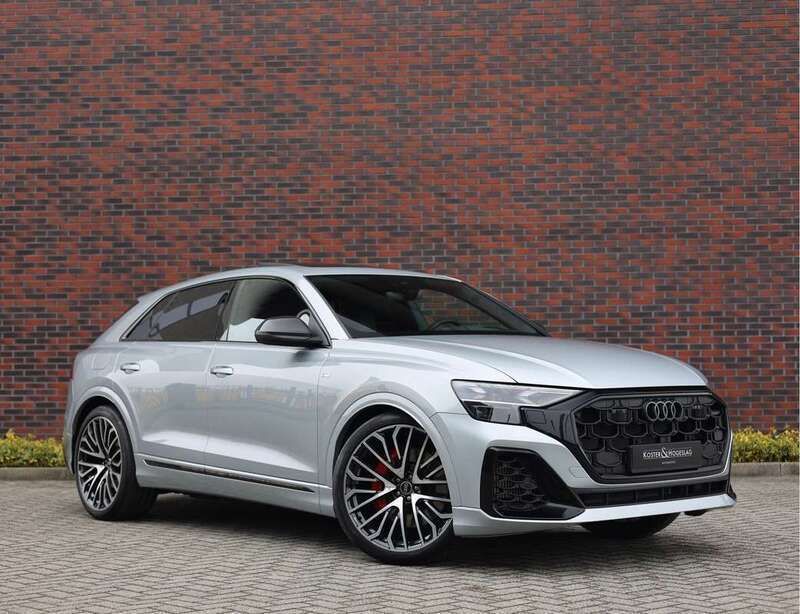 Zwart Nieuw 2025 Audi Q8 SUV | € 129.950 - Afbeelding 1/4