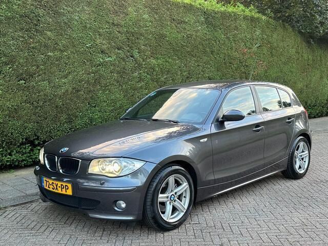 Occasion BMW 120 150 PK (110 kW) 2006 Grijs Hatchback