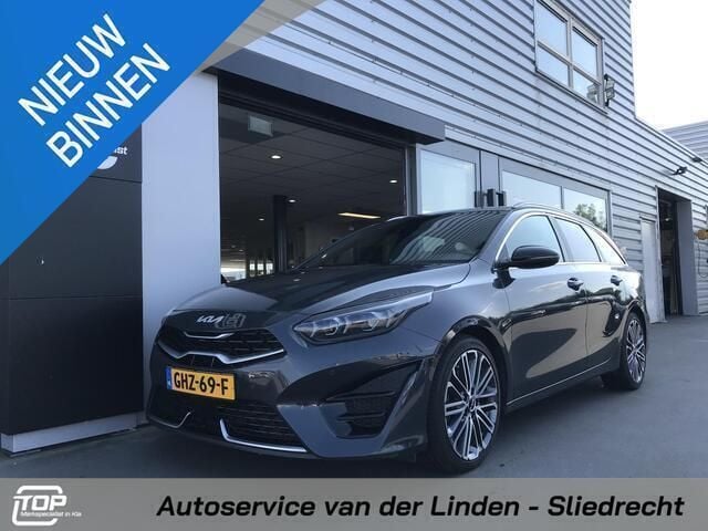 Grijs Gebruikt 2022 Kia Ceed Sportswagon GT-Line Stationwagen | € 30.750 (Iets duurder) - Afbeelding 1/4