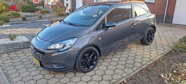 Grijs (metallic) Gebruikt 2015 Opel Corsa Color Edition Hatchback | € 7.295 (Eerlijke prijs) - Afbeelding 1/4