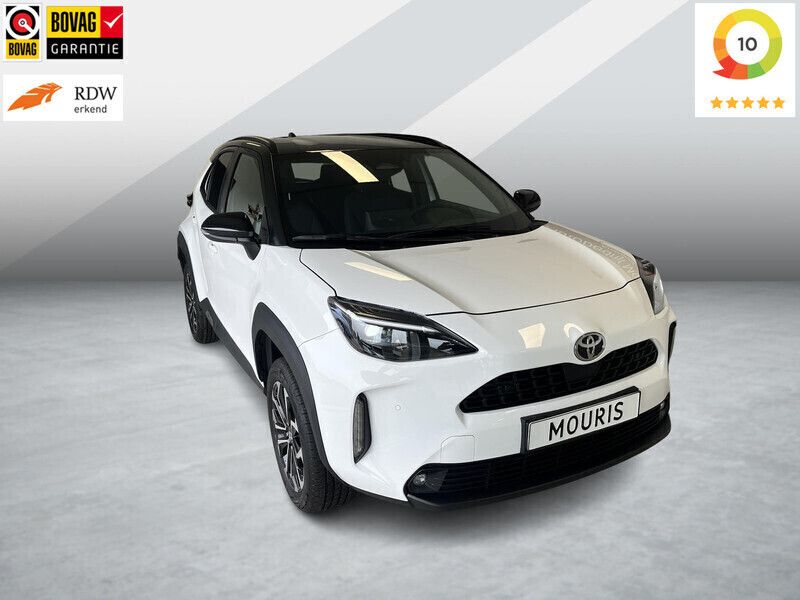 Wit Nieuw 2024 Toyota Yaris Cross Team SUV | € 34.450 (Eerlijke prijs) - Afbeelding 1/4