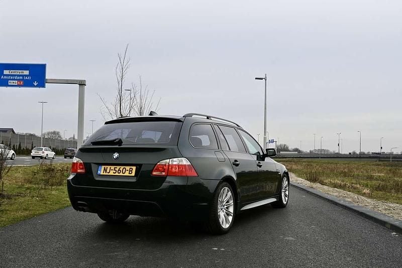 Occasion BMW 530 258 PK (189 kW) 2005 Groen Stationwagen