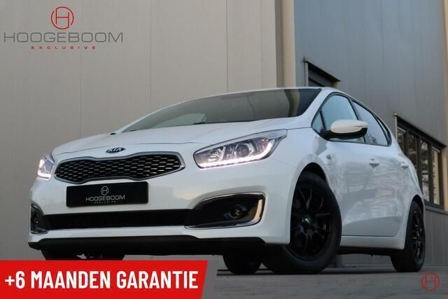 Wit Gebruikt 2017 Kia Ceed Hatchback | € 12.489 (Goede deal) - Afbeelding 1/4