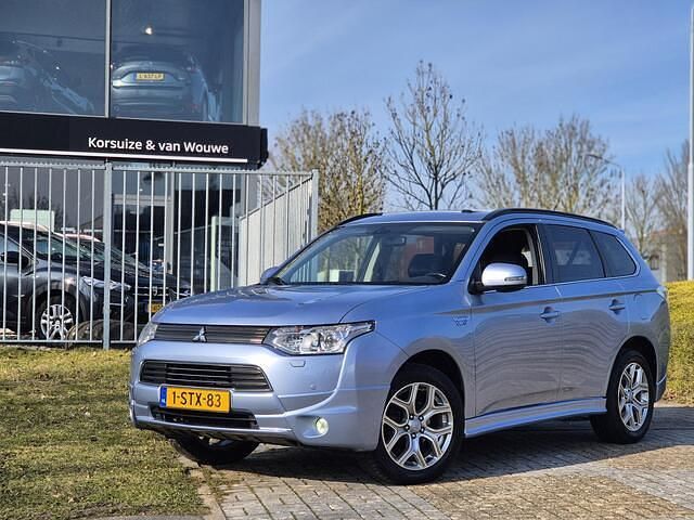 Occasion Mitsubishi Outlander Instyle 121 PK (88 kW) 2013 Blauw SUV