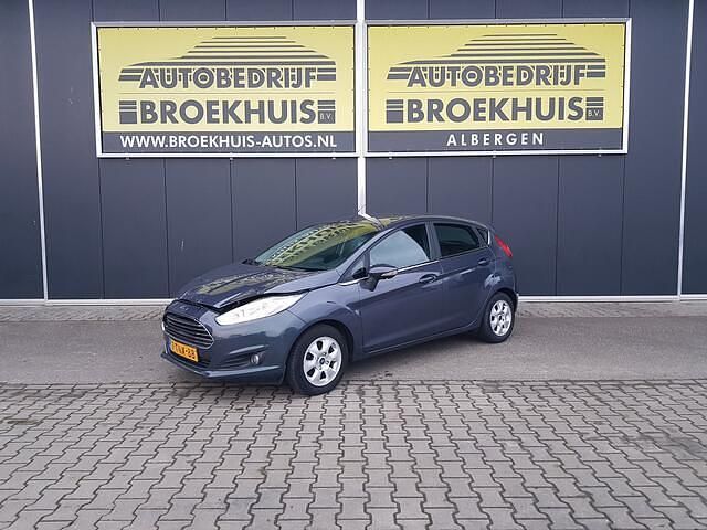 Grijs Gebruikt 2014 Ford Fiesta Titanium Hatchback | € 1.450 (Eerlijke prijs) - Afbeelding 1/4