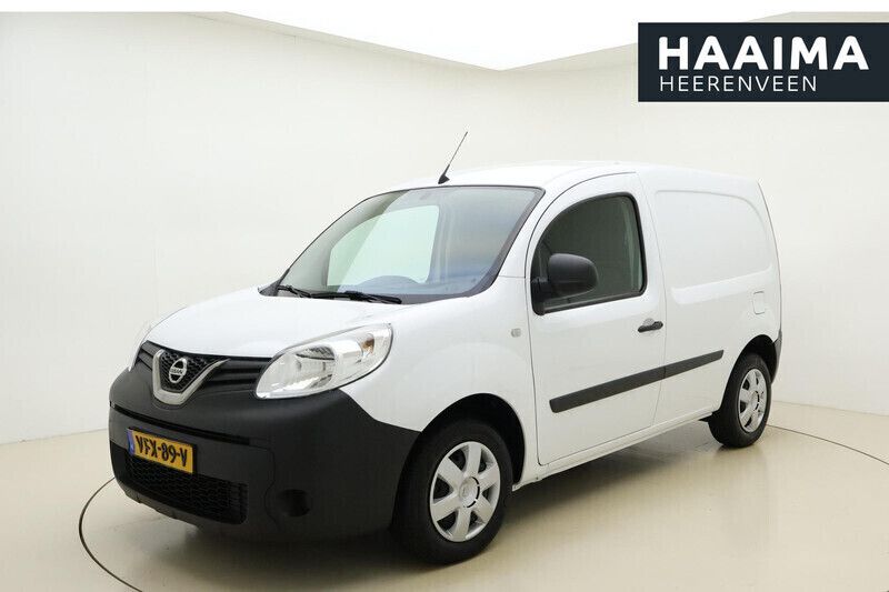 Wit Gebruikt 2020 Nissan NV250 Acenta Van | € 10.950 - Afbeelding 1/4