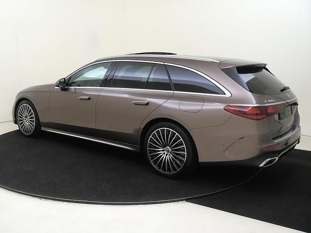 Occasion Mercedes E300 AMG line 313 PK (230 kW) 2024 Bruin Stationwagen