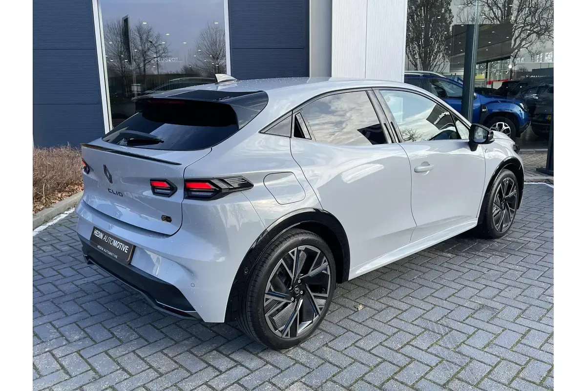 occasion-renault-clio-esprit-alpine-2026-in-dk-helmond-34-898