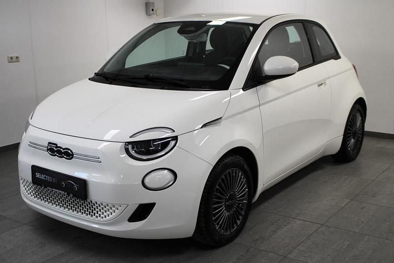Wit Gebruikt 2022 Fiat 500e Icon Hatchback | € 15.794 (Goede deal) - Afbeelding 1/4