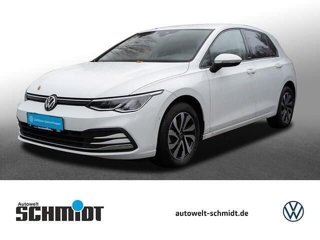 Wit Gebruikt 2023 VW Golf VIII Active Hatchback | € 25.793 (Goede deal) - Afbeelding 1/4