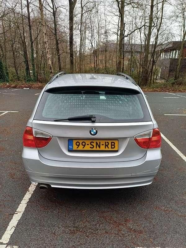 Occasion BMW 320 150 PK (110 kW) 2006 Zilver Stationwagen