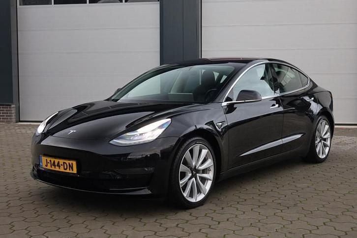 Zwart Gebruikt 2019 Tesla Model 3 Long Range AWD Sedan | € 19.390 (Eerlijke prijs) - Afbeelding 1/4