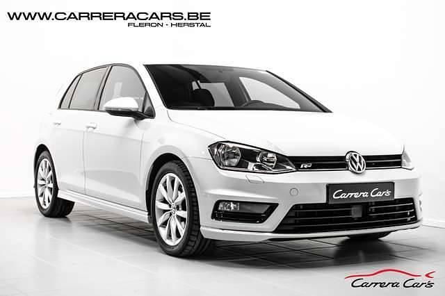 Wit Occasion 2016 VW Golf Sportline Sedan | € 18.900 (Duur) - Afbeelding 1/4