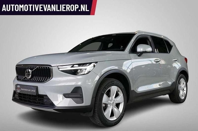 Grijs Gebruikt 2023 Volvo XC40 SUV | € 34.995 (Goede deal) - Afbeelding 1/3