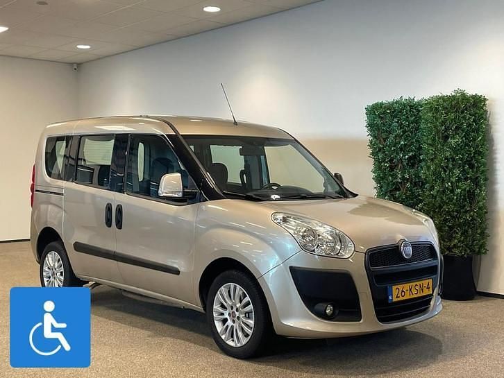 Occasion Fiat Doblò 95 PK (69 kW) 2010 Beige MPV