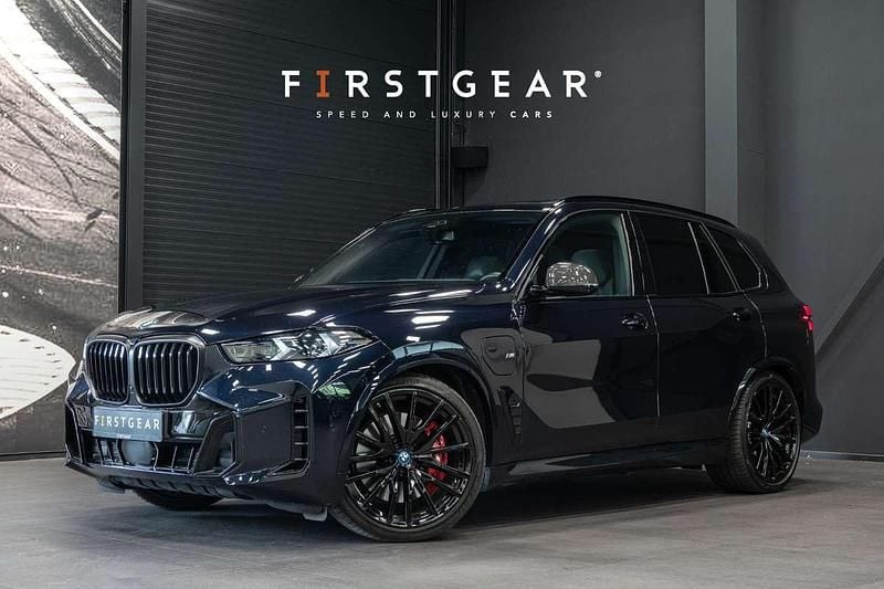 Zwart Gebruikt 2023 BMW X5 Exclusive SUV | € 97.900 (Duur) - Afbeelding 1/4