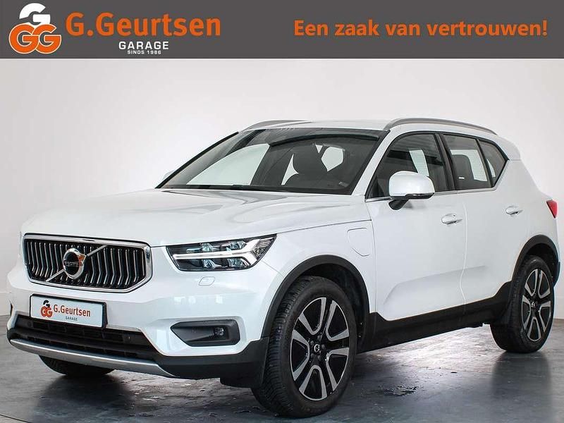 Wit Occasion 2020 Volvo XC40 Inscription SUV | € 23.600 (Goede deal) - Afbeelding 1/4
