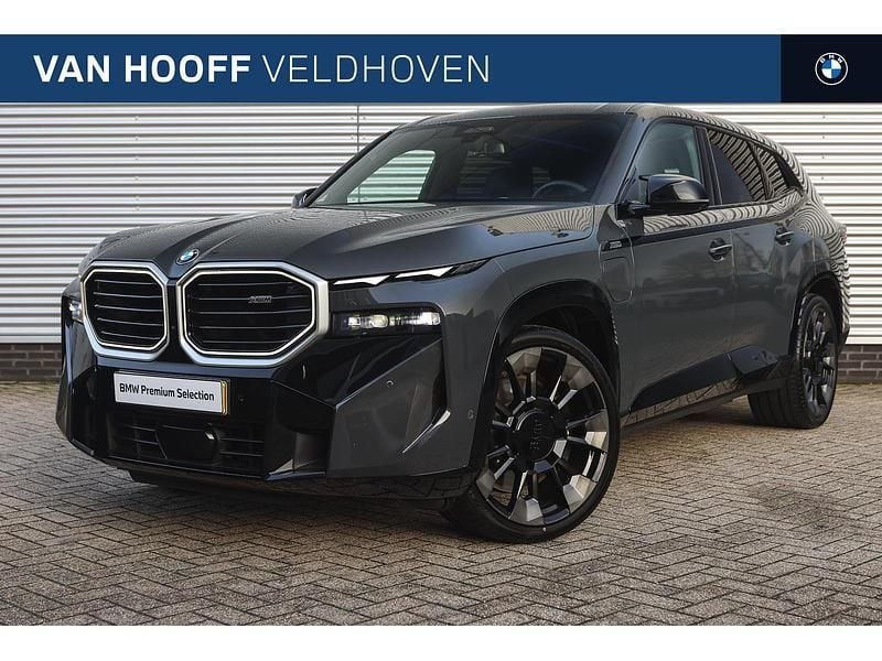Grijs Gebruikt 2025 BMW XM Executive SUV | € 118.950 (Eerlijke prijs) - Afbeelding 1/4