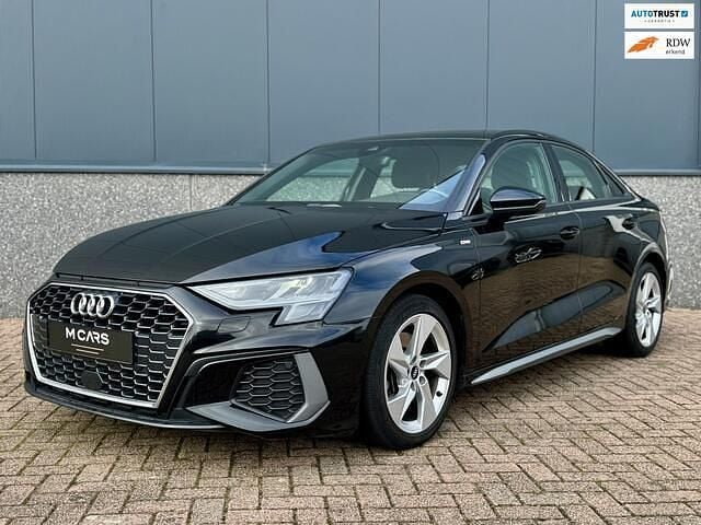 Occasion Audi A3 S-Line 116 PK (85 kW) 2020 Zwart Sedan