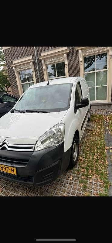 Wit Occasion 2016 Citroën Berlingo MPV | € 4.499 (Goede deal) - Afbeelding 1/3