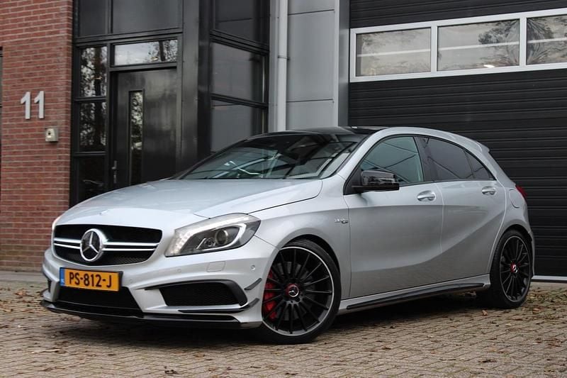 Grijs Gebruikt 2013 Mercedes A45 AMG AMG Hatchback | € 20.950 - Afbeelding 1/4