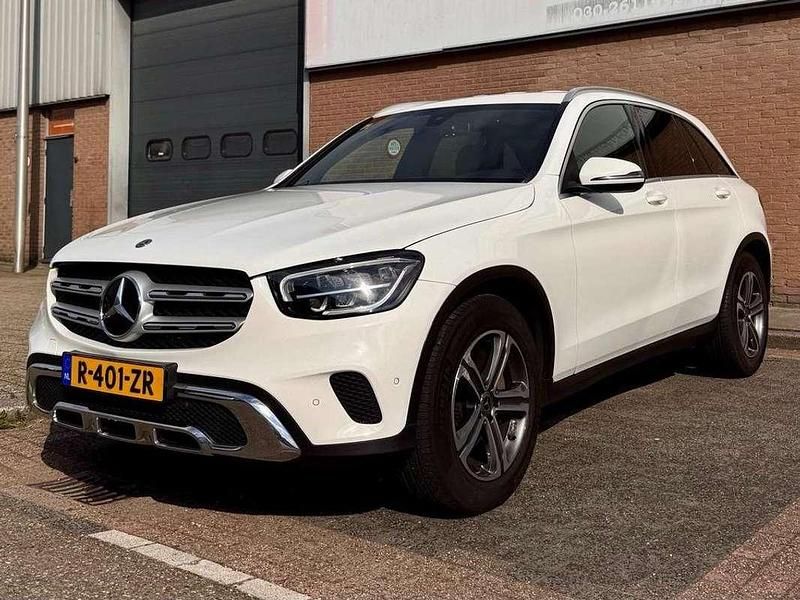 Wit Gebruikt 2020 Mercedes GLC200 SUV | € 31.000 (Goede deal) - Afbeelding 1/4