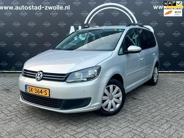 Grijs, metallic lak Gebruikt 2011 VW Touran Comfortline MPV | € 6.995 (Goede deal) - Afbeelding 1/4