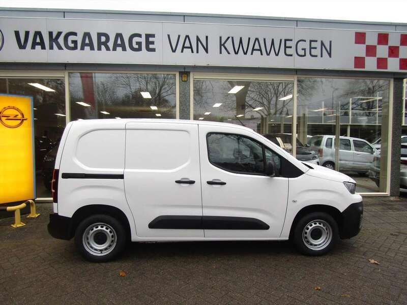 Wit Gebruikt 2020 Peugeot Partner MPV | € 11.900 (Duur) - Afbeelding 1/4
